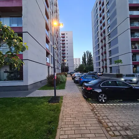 Lujerului 21 Modern 2-room - Free Parking & Self Check-in Daire