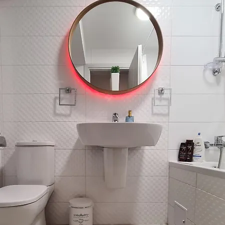 Lujerului 21 Modern 2-room - Free Parking & Self Check-in * Bucarest