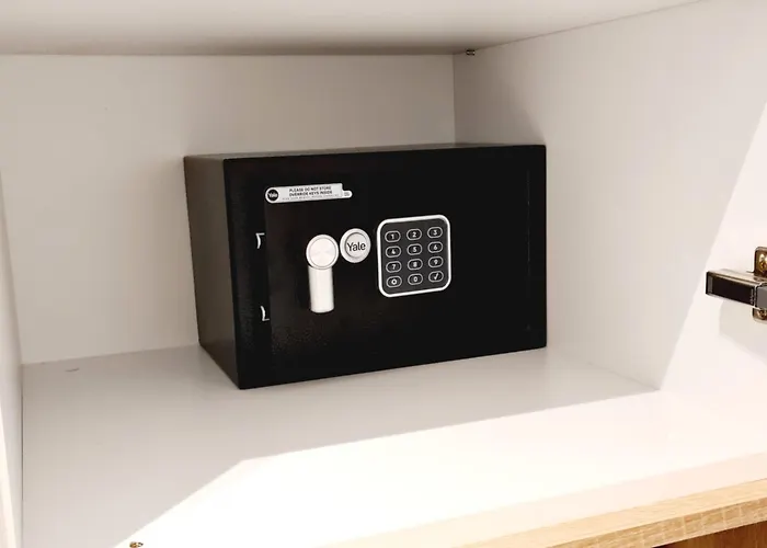 Lujerului 21 Modern 2-room * Бухарест